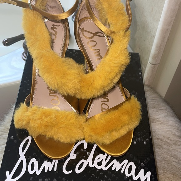 Sam Edelman Heels - Picture 2 of 10